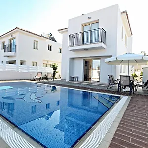 Palm Village Villas Protaras